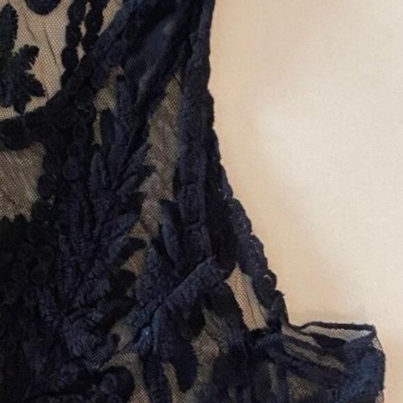 No tag, H&M, Sleeveless Top, embroidered-feel, round neck, Sheer Black, Size M - Picture 5 of 6